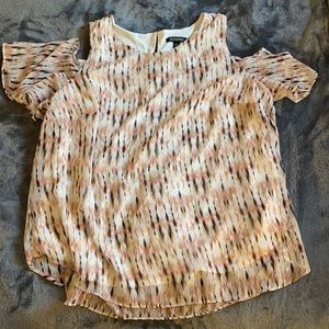 Plus size Shoulder cut out top